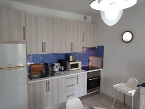 Galeriebild der Unterkunft Casa Azul only 200 meters to the beach, free wifi, balcony in Arona