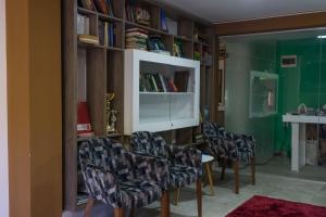 Biblioteca nell'hotel