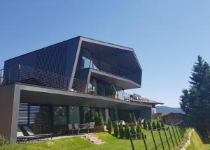 The building in which Az apartmant is located