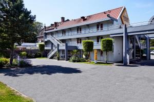 The building in which a szállodákat is located