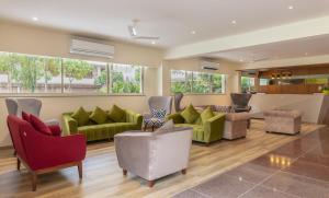 Istumisnurk majutusasutuses Siara Styles Amba Suites, Gandhinagar