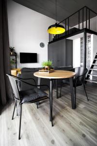 Gallery image of G - Owl Jazz -Modern loft type apartment 18 with big roof terrace and free private parking in Kaunas