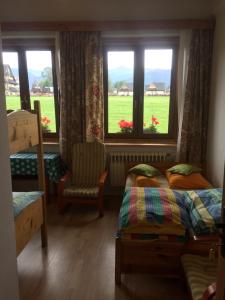 Posteľ alebo postele v izbe v ubytovaní Villa jumper widok na całe Tatry łazienka nie jest w pokoju i jest wspólna z innymi ludźmi