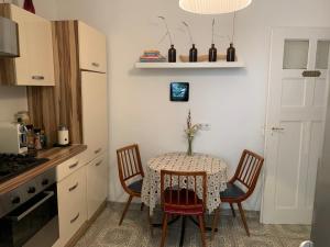 Kuchyň nebo kuchyňský kout v ubytování Ferienwohnung West