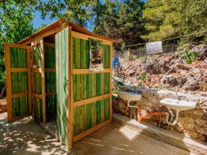 Fotografie z fotogalerie ubytování THE SEA CAVE CAMPING v destinaci Himare