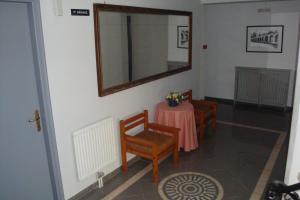 Posezení v ubytování Karis Hotel