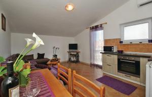 Kuchyň nebo kuchyňský kout v ubytování Apartments Vesna