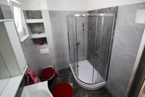 Koupelna v ubytování Apartment Kala