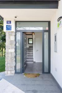 Exteriér alebo vchod do ubytovania Pampas apartments Mrežnica