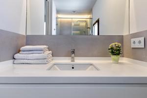 A bathroom at Townhouse Tonina