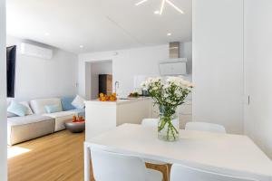 A seating area at Townhouse Tonina