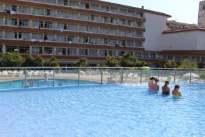Bazén v ubytovaní Hotel Esplendid alebo v jeho blízkosti