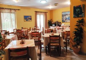 A restaurant or other place to eat at Titania Hotel Karpathos