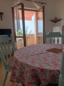 Postel nebo postele na pokoji v ubytování Apartments Davorka + 26 fotografií