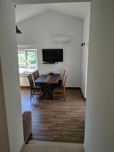 TV a/nebo společenská místnost v ubytování Exclusive Apartment Ana Marija