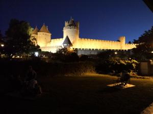 Fotografie z fotogalerie ubytování GOOD KNIGHT v Carcassonne + 23 fotografií