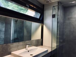 Kúpeľňa v ubytovaní BagriWood Lodges (Лоджі БагріВуд) + 37 fotografií