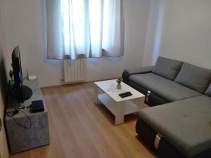 Posezení v ubytování Apartment Hrelja near the Beach