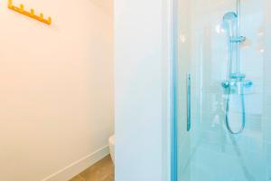 A bathroom at Be Mate Gran Vía Suites