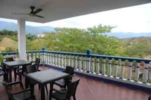 En balkon eller terrasse på Hospedaje Aquel Almendro