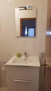 Zdjęcie z galerii obiektu APARTAMENTOS DAYMA w mieście Jarandilla de la Vera