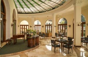 Posezení v ubytování Country Club Lima Hotel – The Leading Hotels of the World