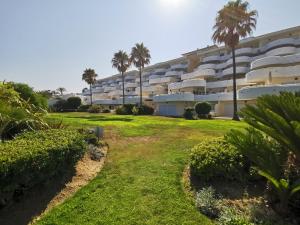 Imagen de la galería de Sinfonia Del Mar Apartment, en Estepona