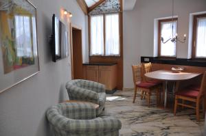 Telewizja i/lub zestaw kina domowego w obiekcie Abanico Appartements