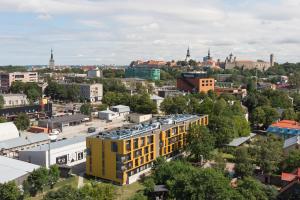 Linna Tallinn üldine vaade või majutusasutusest Bob W Telliskivi pildistatud vaade