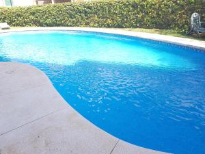 Basen w obiekcie Apartamento Los Pacos Fuengirola lub w pobliżu