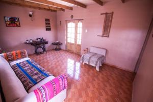 Zona de estar de Diablito Atacama Hostel