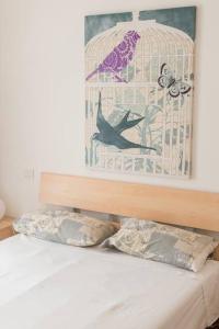 A bed or beds in a room at Luxury Apartment