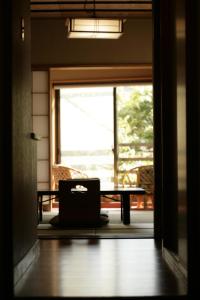 Posezení v ubytování Masutomi Ryokan