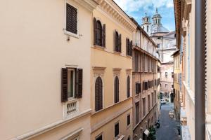 Galeriebild der Unterkunft IREX Piazza Navona private Cozy apartment in Rom