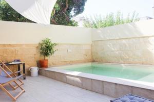 Bazén v ubytování Casa MaHe nebo v jeho okolí + 10 fotografií