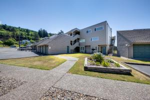 Gallery image of Whale-come Home in Depoe Bay