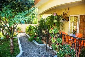 Un jardín fuera de Case Latanier