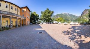 Imagem da galeria de Ostello Al Deserto em Chiavenna