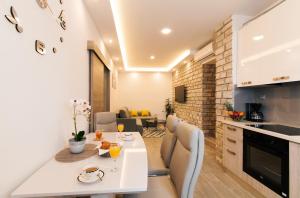 Fotografie z fotogalerie ubytování Apartment STELA - Private terrace & Parking v destinaci Zadar