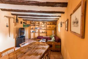 Casa rural La Casa Del Olmo (Espanya Teruel) - Booking.com