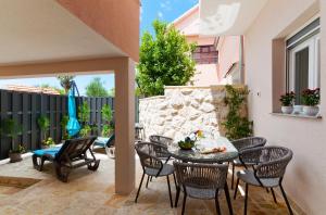 Fotografie z fotogalerie ubytování Apartment STELA - Private terrace & Parking v destinaci Zadar