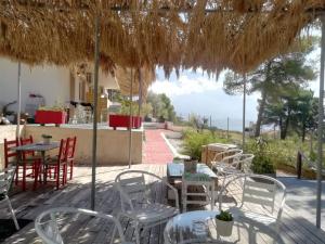 Balkón nebo terasa v ubytování Pessada Bay Studios and Apartments