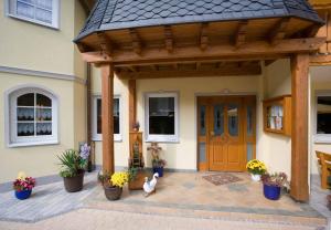 Exteriér nebo vchod ubytování Waldgasthof Lorchenmühle UG