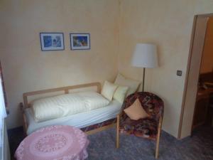 Postel nebo postele na pokoji v ubytování Waldgasthof Lorchenmühle UG