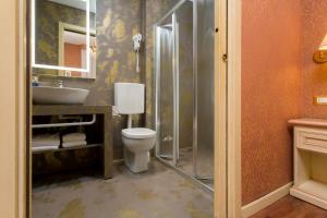 Salle de bains dans l'établissement Hotel Conterie