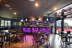 Φωτογραφία από το άλμπουμ του Hotel V σε Gatineau