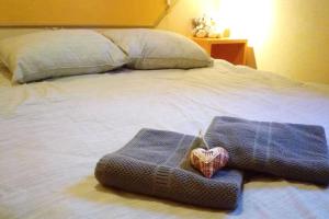 Ein Bett oder Betten in einem Zimmer der Unterkunft Chalet Siësta is rust & natuur in Durbuy - Barvaux-sur-Ourthe