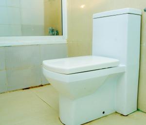Ένα μπάνιο στο BW Starfire Hotel