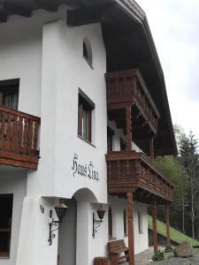Budova, v ktorej sa dovolenkový dom nachádza