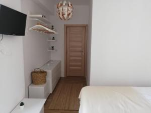 Gallery image of Lemon Apartment in Mamaia Nord